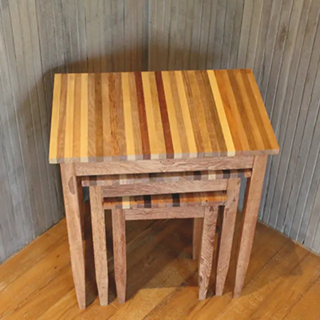 Conjunto mesa ninho lateral em madeira 3 peças