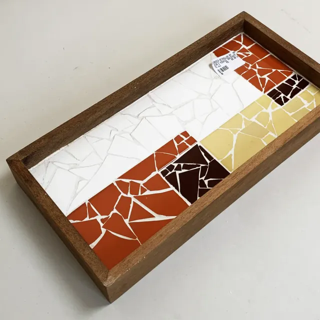 Bandeja madeira retangular em mosaico