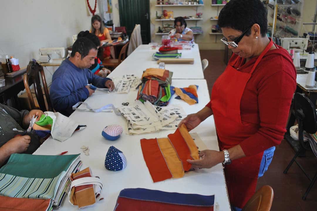 Armazém das Oficinas Costurar Para Crescer