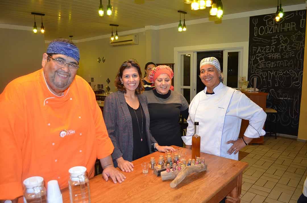 PRIMEIRA AULA DO PROJETO NOSSA COZINHA FOI UM SUCESSO