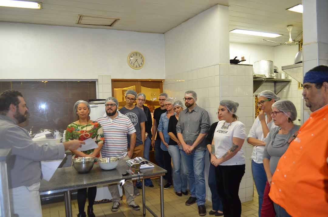PRIMEIRA AULA DO PROJETO NOSSA COZINHA FOI UM SUCESSO