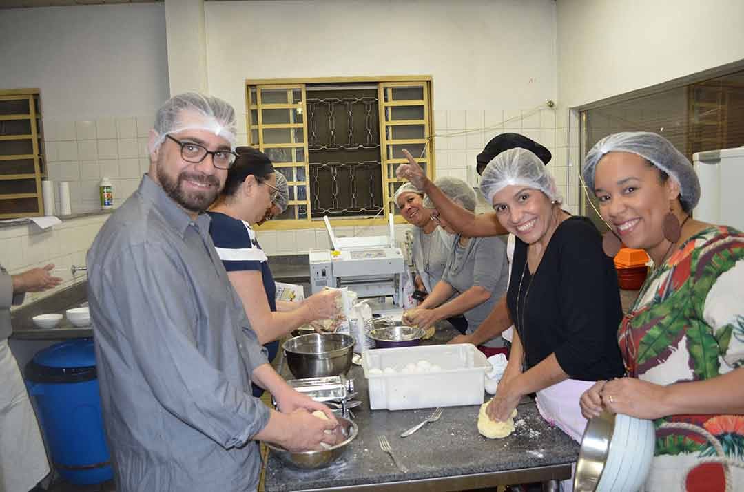PRIMEIRA AULA DO PROJETO NOSSA COZINHA FOI UM SUCESSO