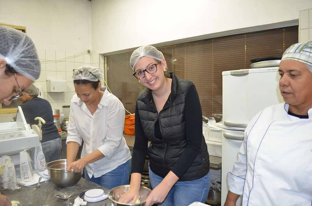 PRIMEIRA AULA DO PROJETO NOSSA COZINHA FOI UM SUCESSO