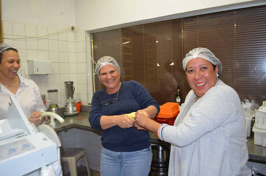 PRIMEIRA AULA DO PROJETO NOSSA COZINHA FOI UM SUCESSO