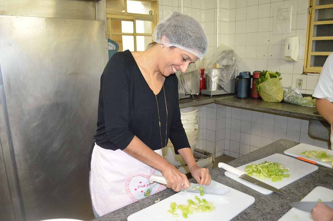 PRIMEIRA AULA DO PROJETO NOSSA COZINHA FOI UM SUCESSO