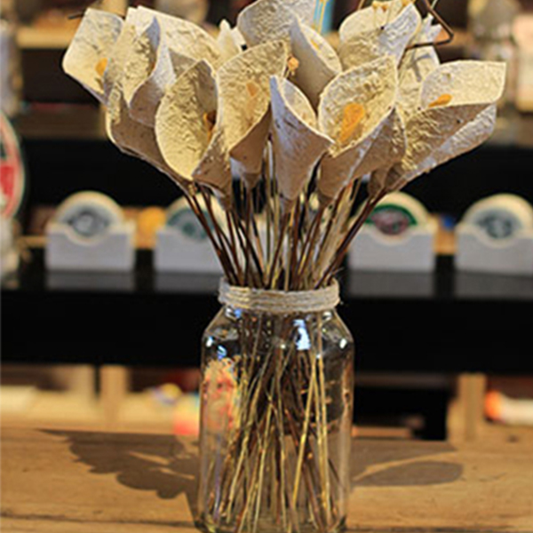 flores de papeis reciclados